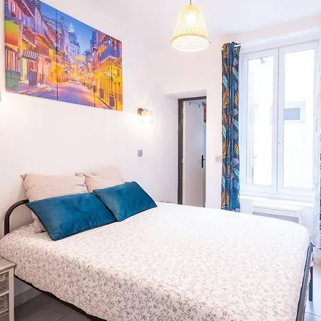 Le Louisiane/parking/wifi, Jardins De La Fontaine Apartment Nimes